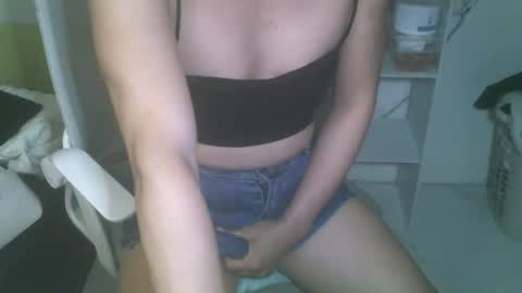 Snapshot of averageuncut1 chatting on 22, 2, 2025 Rhian online show from 22, 2, 2025