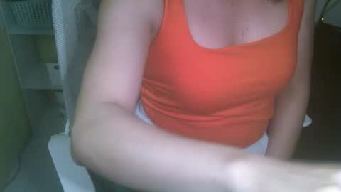 Snapshot of averageuncut1 chatting on 24, 2, 2025 Rhian online show from 24, 2, 2025