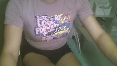 Snapshot of averageuncut1 chatting on 26, 2, 2025 Rhian online show from 26, 2, 2025