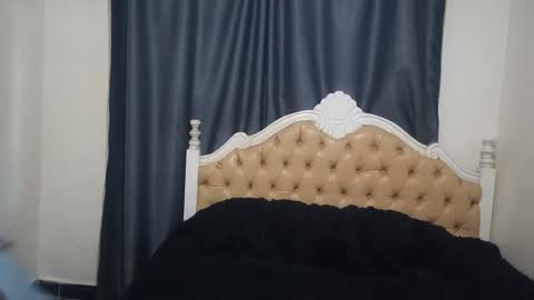 averygoodbadgirl online show from 2, 6, 2026