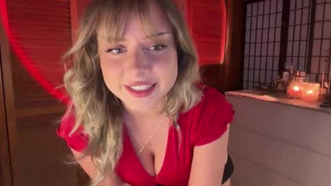 Snapshot of averyyy333 chatting on 23, 10, 2025 Avery online show from 23, 10, 2025