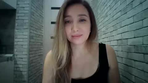 avinelra online show from 25, 3, 2026