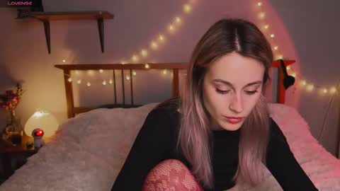 Snapshot of aviva_faith chatting on 27, 10, 2025 Aviva online show from 27, 10, 2025