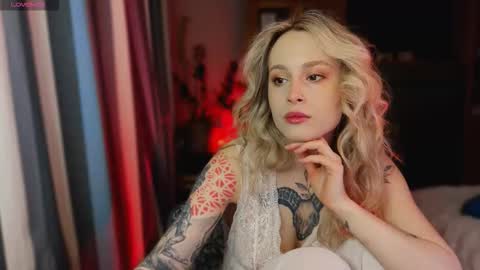 Snapshot of aviva_faith chatting on 22, 12, 2025 Aviva online show from 22, 12, 2025