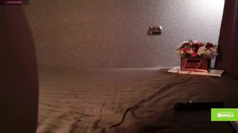 avr0ria online show from 7, 3, 2025