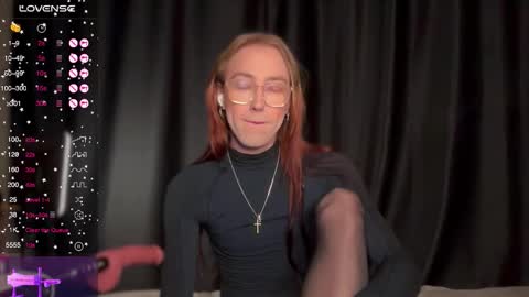 Snapshot of avril_pearly_ chatting on 29, 11, 2025 avril_pearly_ online show from 29, 11, 2025