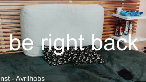 Avril online show from 11, 4, 2026