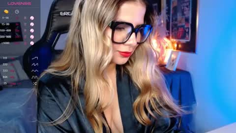 Snapshot of avrill_morgan chatting on 27, 2, 2025 Avrill Morgan online show from 27, 2, 2025