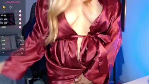 Snapshot of avrill_morgan chatting on 28, 2, 2025 Avrill Morgan online show from 28, 2, 2025