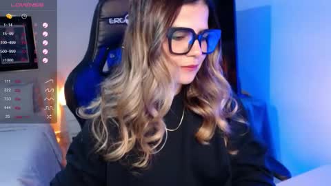 Snapshot of avrill_morgan chatting on 7, 11, 2025 Avrill Morgan online show from 7, 11, 2025