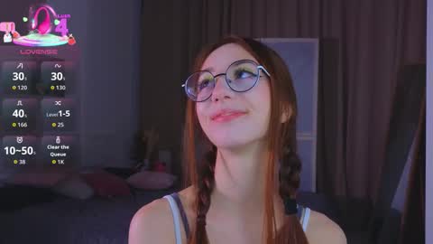 Avril online show from 3, 11, 2025