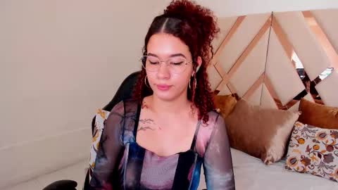 Snapshot of avrilwayne chatting on 8, 1, 2026 Avril online show from 8, 1, 2026