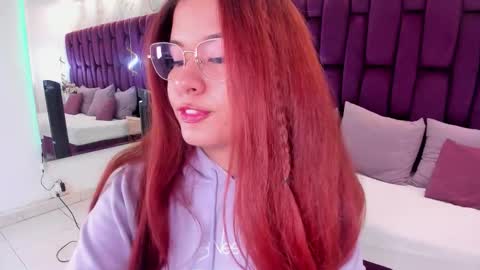 Avril  online show from 5, 2, 2026