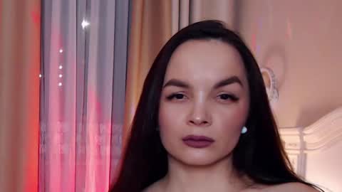 Snapshot of avrora_lew_ chatting on 17, 11, 2025 Avrora Inst online show from 17, 11, 2025