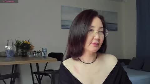 Snapshot of avroraromance chatting on 3, 3, 2025 Avrora online show from 3, 3, 2025