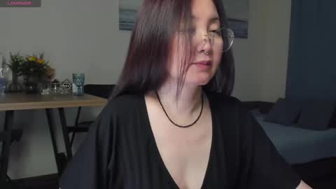 Snapshot of avroraromance chatting on 3, 3, 2025 Avrora online show from 3, 3, 2025