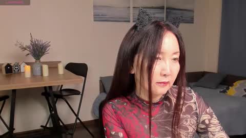 Snapshot of avroraromance chatting on 12, 11, 2025 Avrora online show from 12, 11, 2025