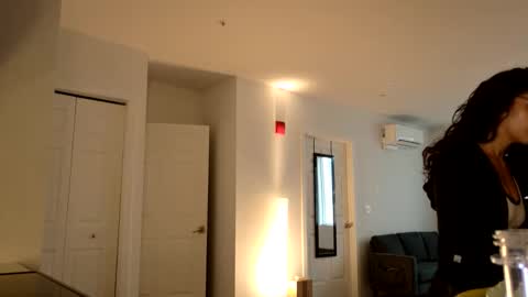 Snapshot of avvaiia chatting on 18, 2, 2026 Avaia online show from 18, 2, 2026