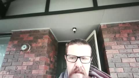 awayinthecountry online show from 20, 5, 2026