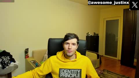 Snapshot of awesome_justin chatting on 9, 12, 2024 Justin online show from 9, 12, 2024