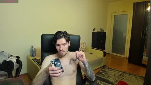 Snapshot of awesome_justin chatting on 10, 1, 2025 Justin online show from 10, 1, 2025