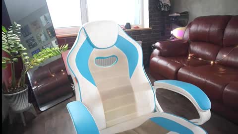 Alice online show from 21, 10, 2025