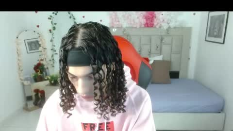 Snapshot of axel_fox7 chatting on 8, 5, 2026 Axel online show from 8, 5, 2026
