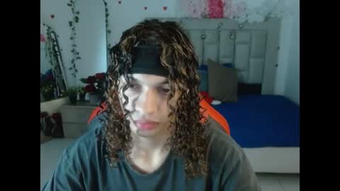 Snapshot of axel_fox7 chatting on 19, 6, 2026 Axel online show from 19, 6, 2026