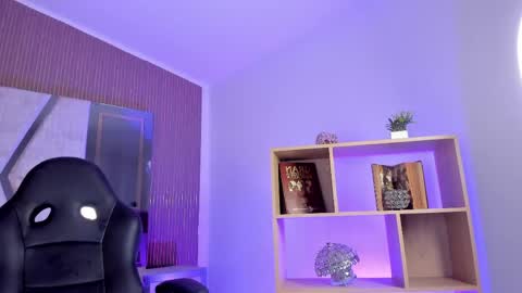 Snapshot of axel_grey_ chatting on 20, 4, 2026 axel_grey_ online show from 20, 4, 2026