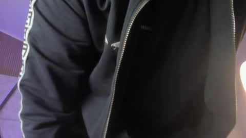 Snapshot of axel_grey_ chatting on 31, 5, 2026 axel_grey_ online show from 31, 5, 2026