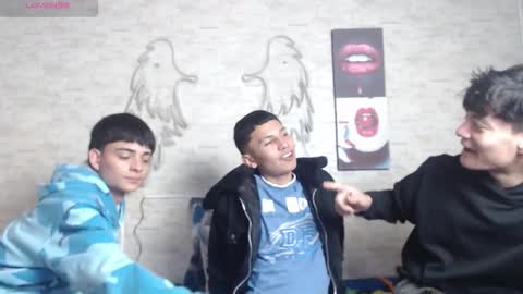 axel_milo_and_kairo online show from 1, 12, 2025