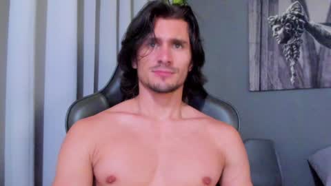 Axel online show from 30, 12, 2024