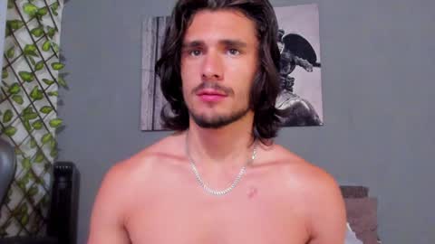 Axel online show from 7, 2, 2025