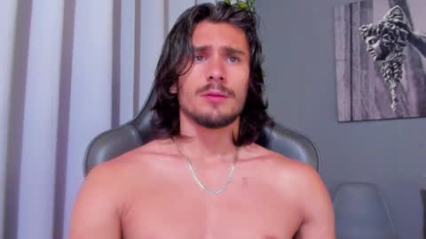 Axel online show from 19, 2, 2025