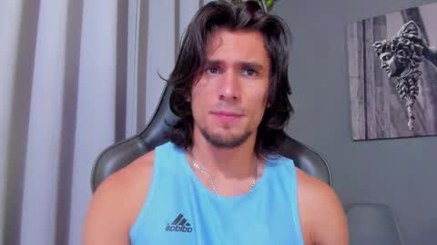 Axel online show from 1, 3, 2025