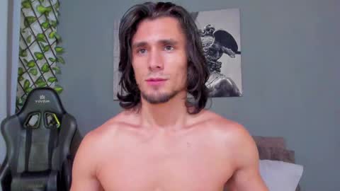 Axel online show from 7, 3, 2025