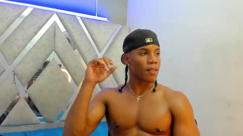 Snapshot of axel_silva3 chatting on 27, 2, 2025 AXEL SILVA online show from 27, 2, 2025