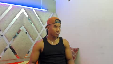 Snapshot of axel_silva3 chatting on 6, 3, 2025 AXEL SILVA online show from 6, 3, 2025