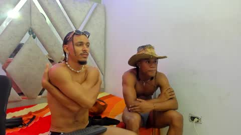 Snapshot of axel_silva3 chatting on 6, 3, 2025 AXEL SILVA online show from 6, 3, 2025