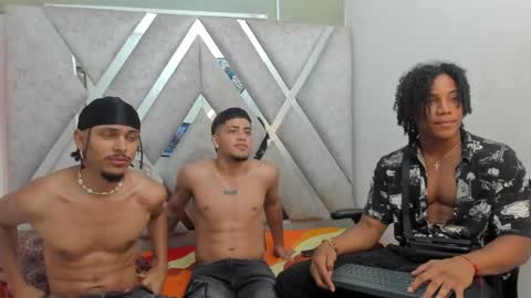 Snapshot of axel_silva3 chatting on 8, 3, 2025 AXEL SILVA online show from 8, 3, 2025