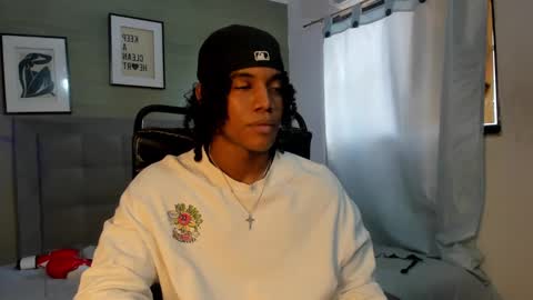 Snapshot of axel_silva3 chatting on 14, 9, 2025 AXEL SILVA online show from 14, 9, 2025