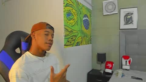 Snapshot of axel_silva3 chatting on 9, 10, 2025 AXEL SILVA online show from 9, 10, 2025