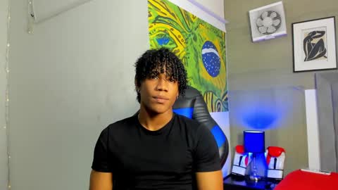 Snapshot of axel_silva3 chatting on 11, 11, 2025 AXEL SILVA online show from 11, 11, 2025