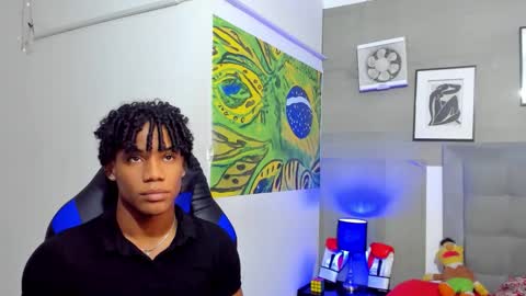 Snapshot of axel_silva3 chatting on 13, 11, 2025 AXEL SILVA online show from 13, 11, 2025