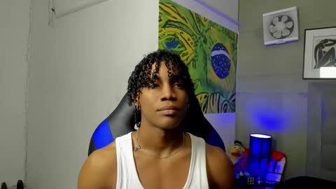 Snapshot of axel_silva3 chatting on 26, 11, 2025 AXEL SILVA online show from 26, 11, 2025