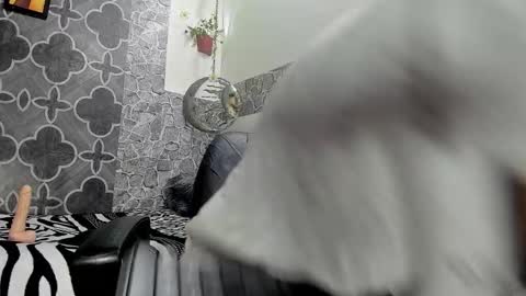 axel_strongx18 online show from 7, 2, 2026