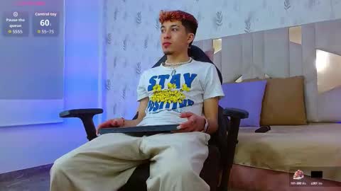 AXEL  online show from 4, 10, 2025