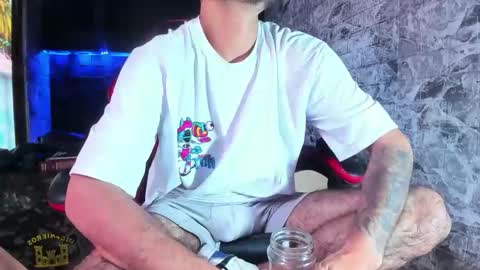 Axell Cross2 online show from 9, 4, 2026