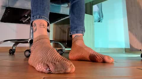 Snapshot of axellcollins chatting on 16, 2, 2025 im your little femboy ALEX online show from 16, 2, 2025