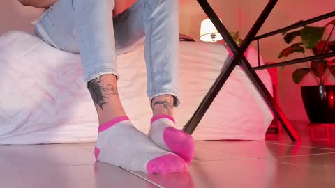 Snapshot of axellcollins chatting on 14, 9, 2025 im your little femboy ALEX online show from 14, 9, 2025